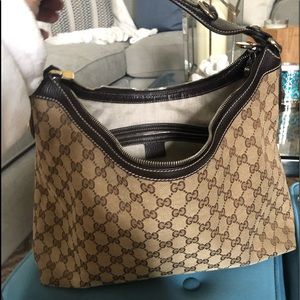 authentic Gucci shoulder bag